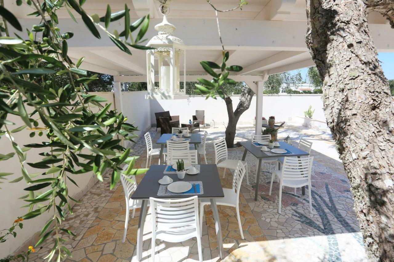 Il Giardino Degli Aromi Bed & Breakfast Cerfignano Dış mekan fotoğraf